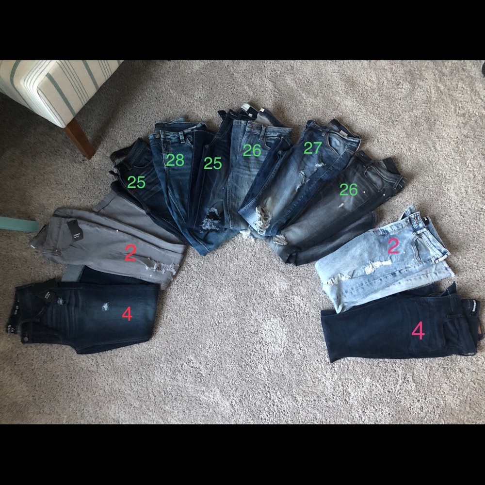 Jeans-sizes are marked-price for all (grey sold)